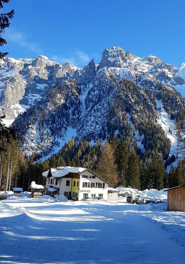 Hotel Ristorante Genzianella Madonna di Campiglio Exterior photo