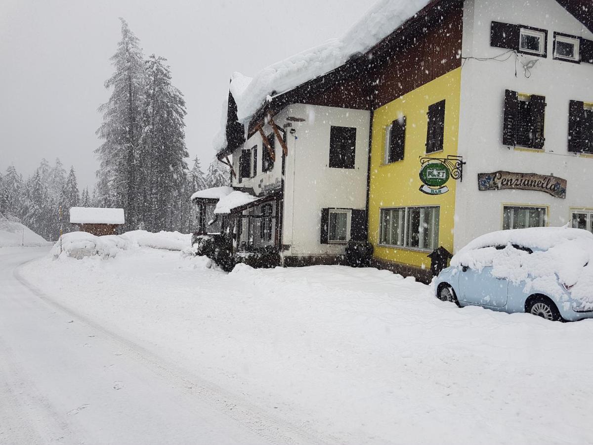 Hotel Ristorante Genzianella Madonna di Campiglio Exterior photo